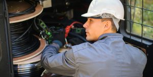 BBL opleiding Eerste Monteur Data Elektra, IW Nederland, Techniek opleiding BBL