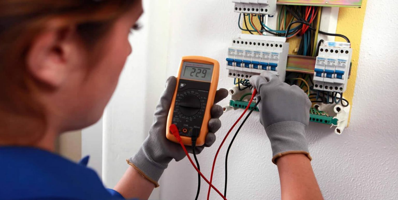 IW Opleiding Monteur elektrotechnische installaties: breng je loopbaan in een stroomversnelling