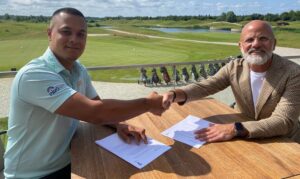 Golfer Mike Toorop verwelkomt IW Zuid-Holland als nieuwe sponsor op zijn weg naar succes!