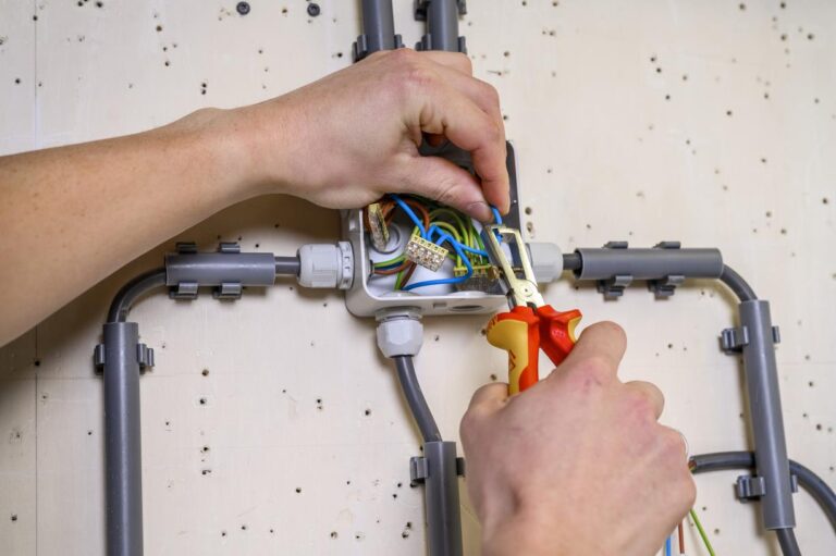 Training Basisvaardigheden Elektrotechniek Woning (VOP)