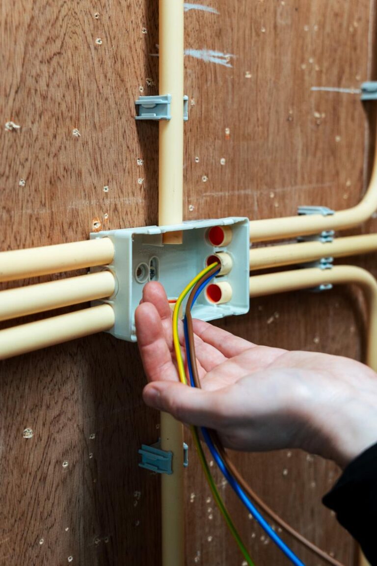 Training Module 2 Installeren van een enkelvoudige schakeling